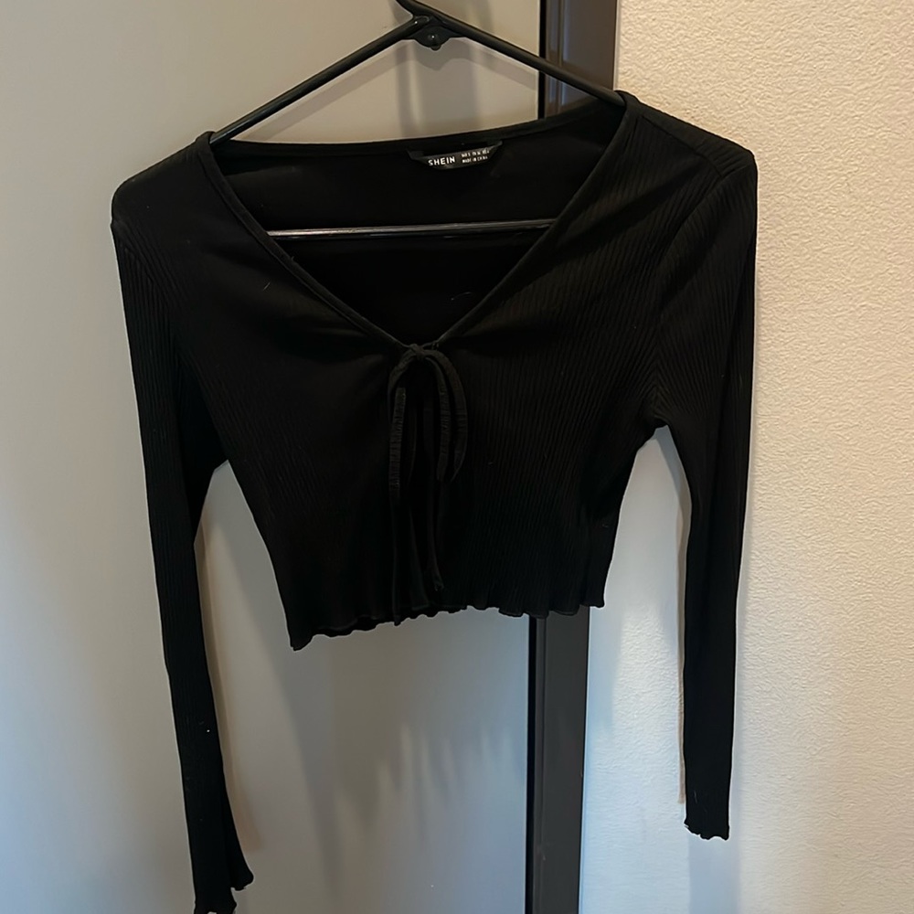 black front tie long sleeve